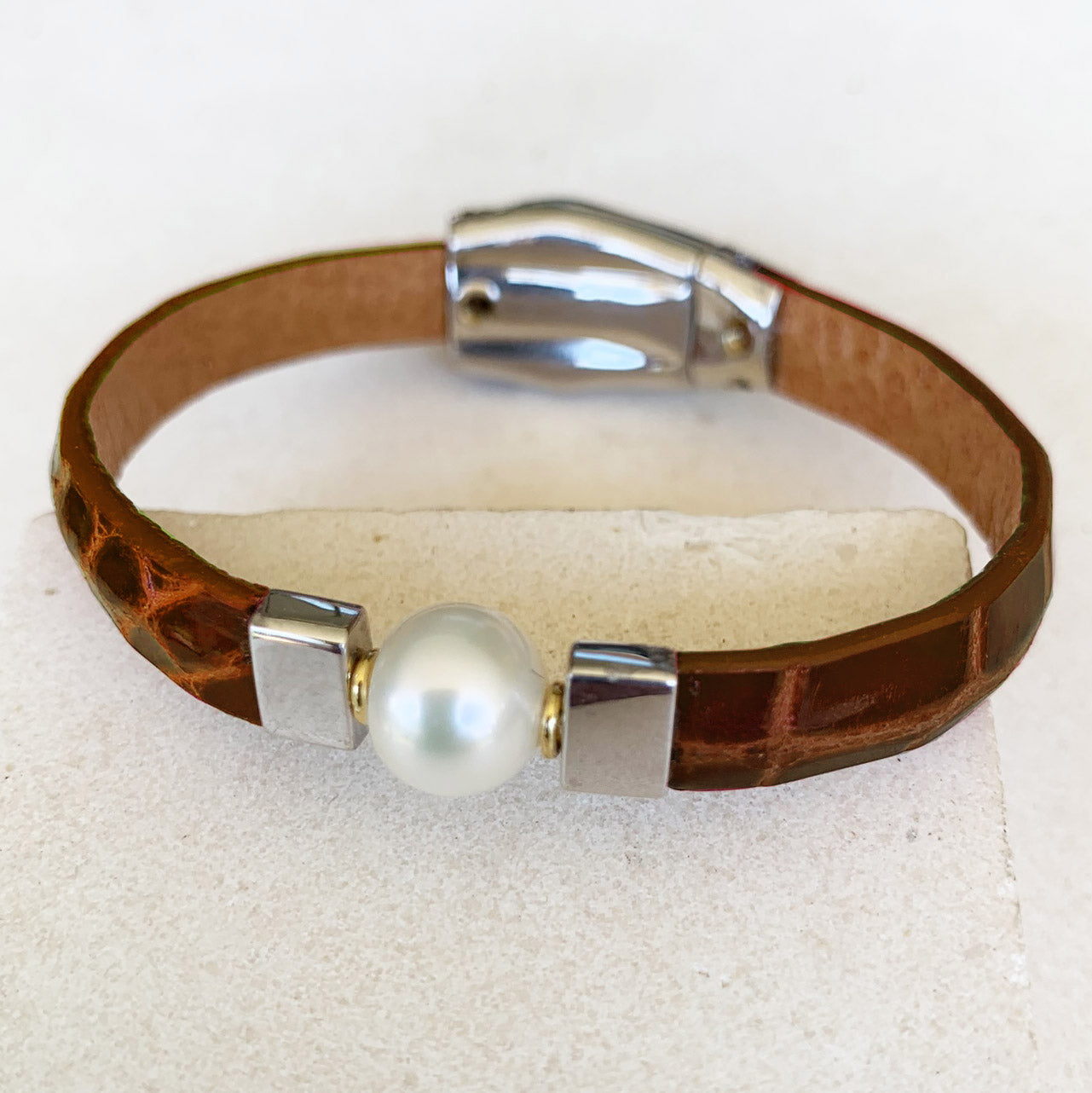 Crocodile belly and pearl bracelet